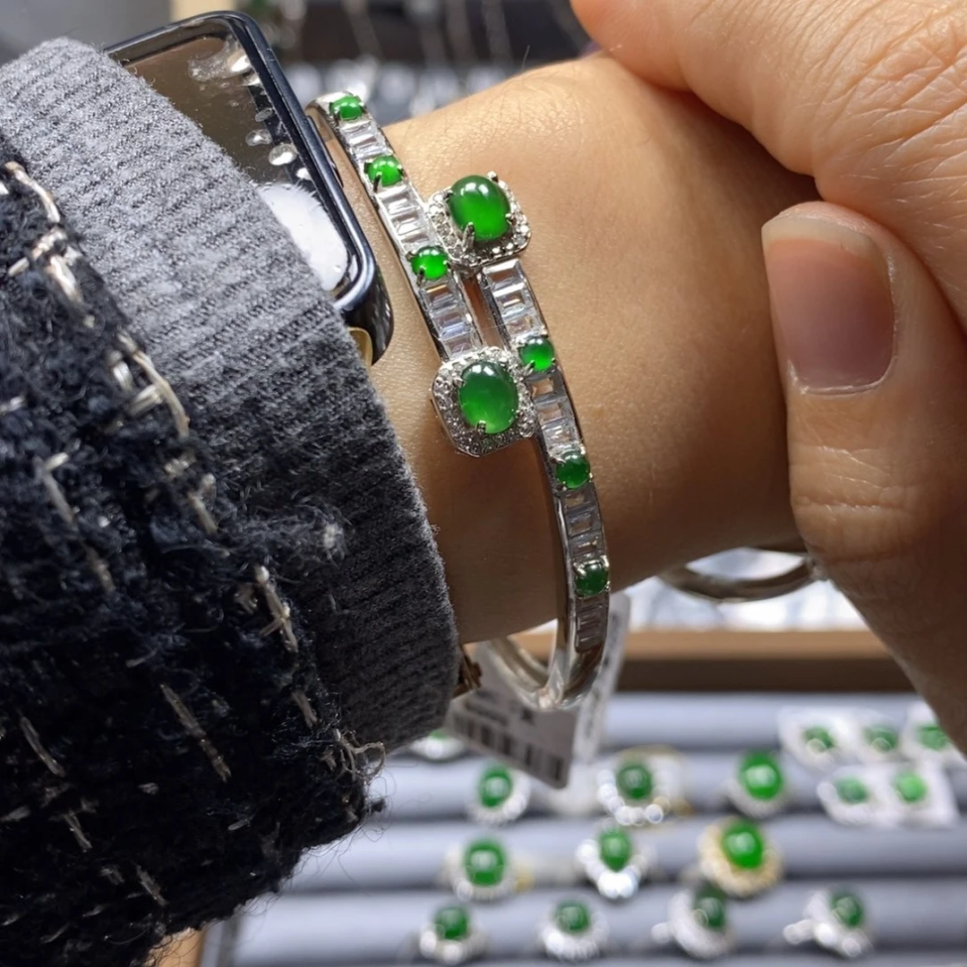 翡翠颈饰银S925镶嵌S****A翡翠