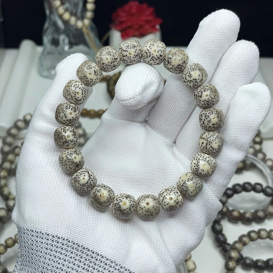 星月菩提手串12mm 骨白侧留白