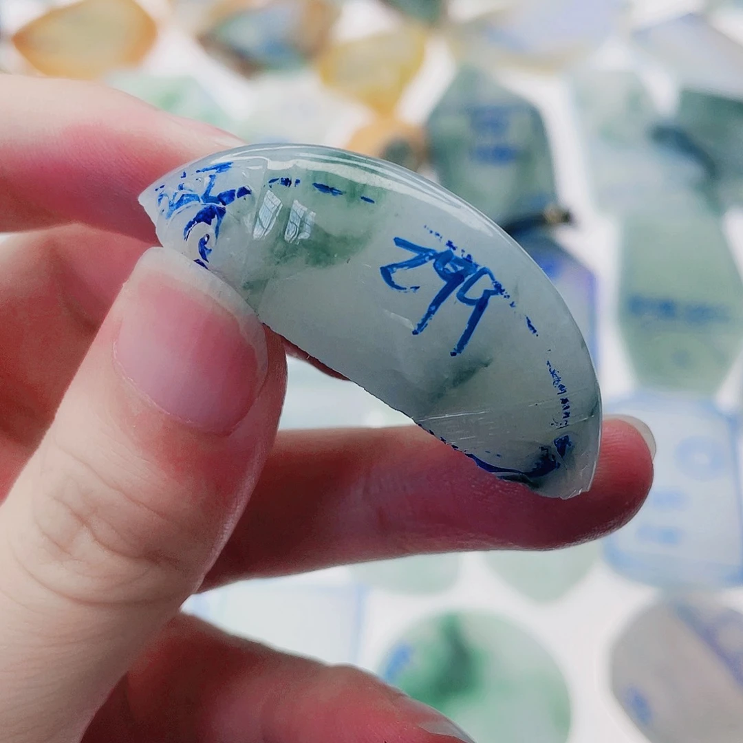 定制翡翠未镶嵌定制