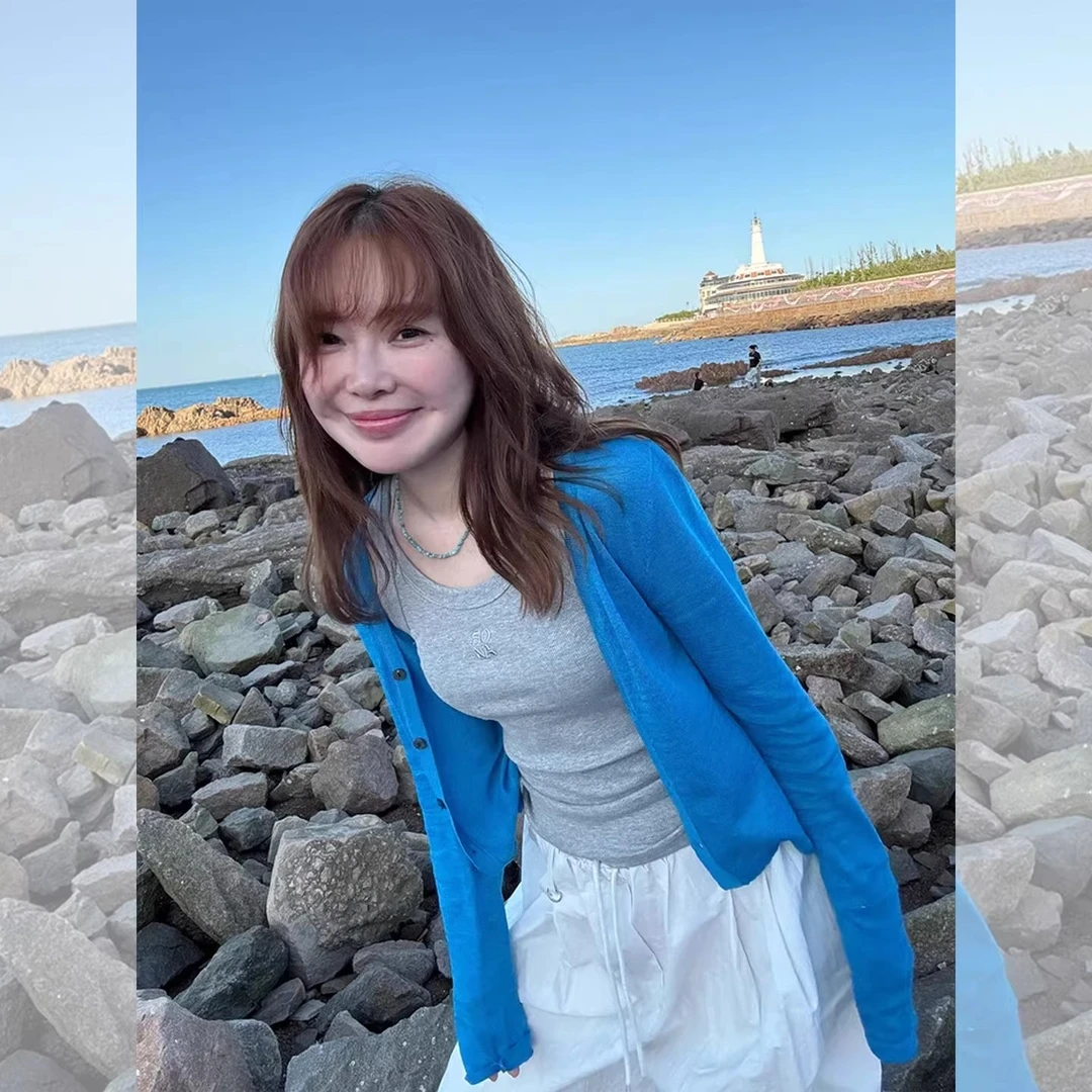 克莱因蓝色冰丝针织开衫防晒上衣女薄款夏季透气外搭披肩短款外套