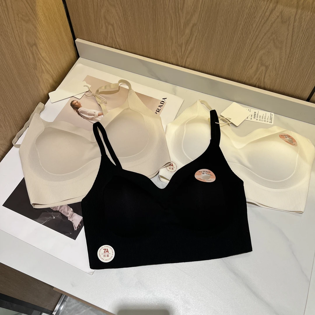 5058 纯色蕾丝女不限季节性感背心美背薄款小胸时尚舒适
