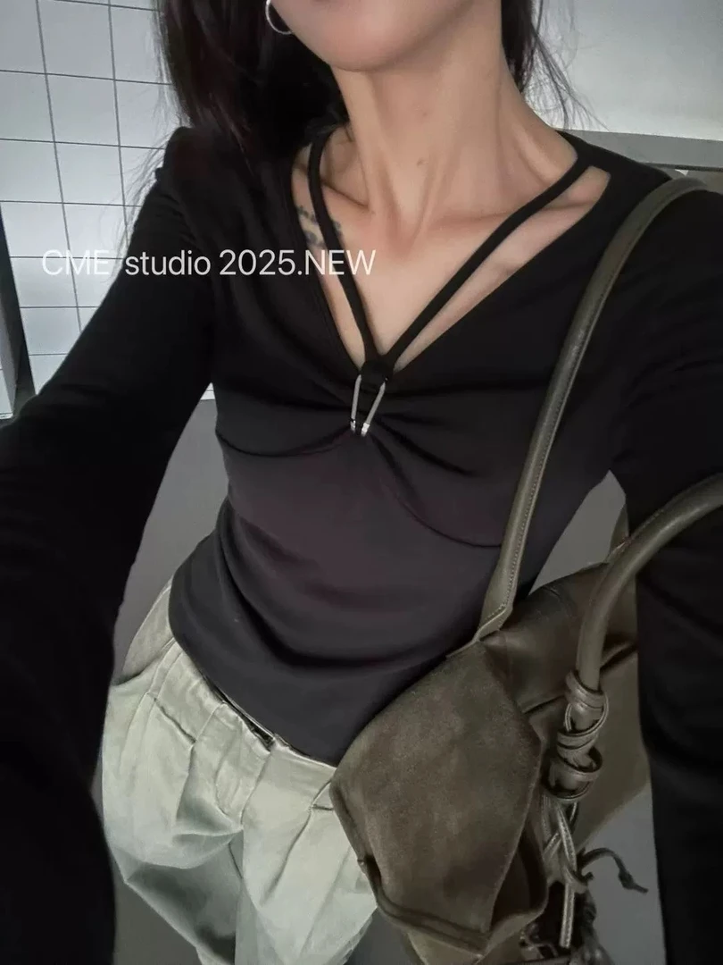 薄绒纯欲镂空v领磨毛打底衫内搭设计感长袖正肩锁骨上衣