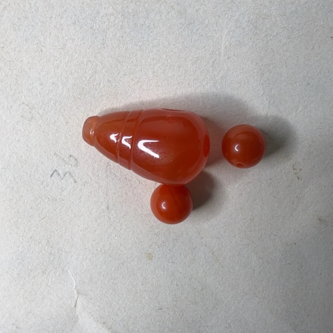 牧****南红玛瑙未镶嵌珠宝半成品