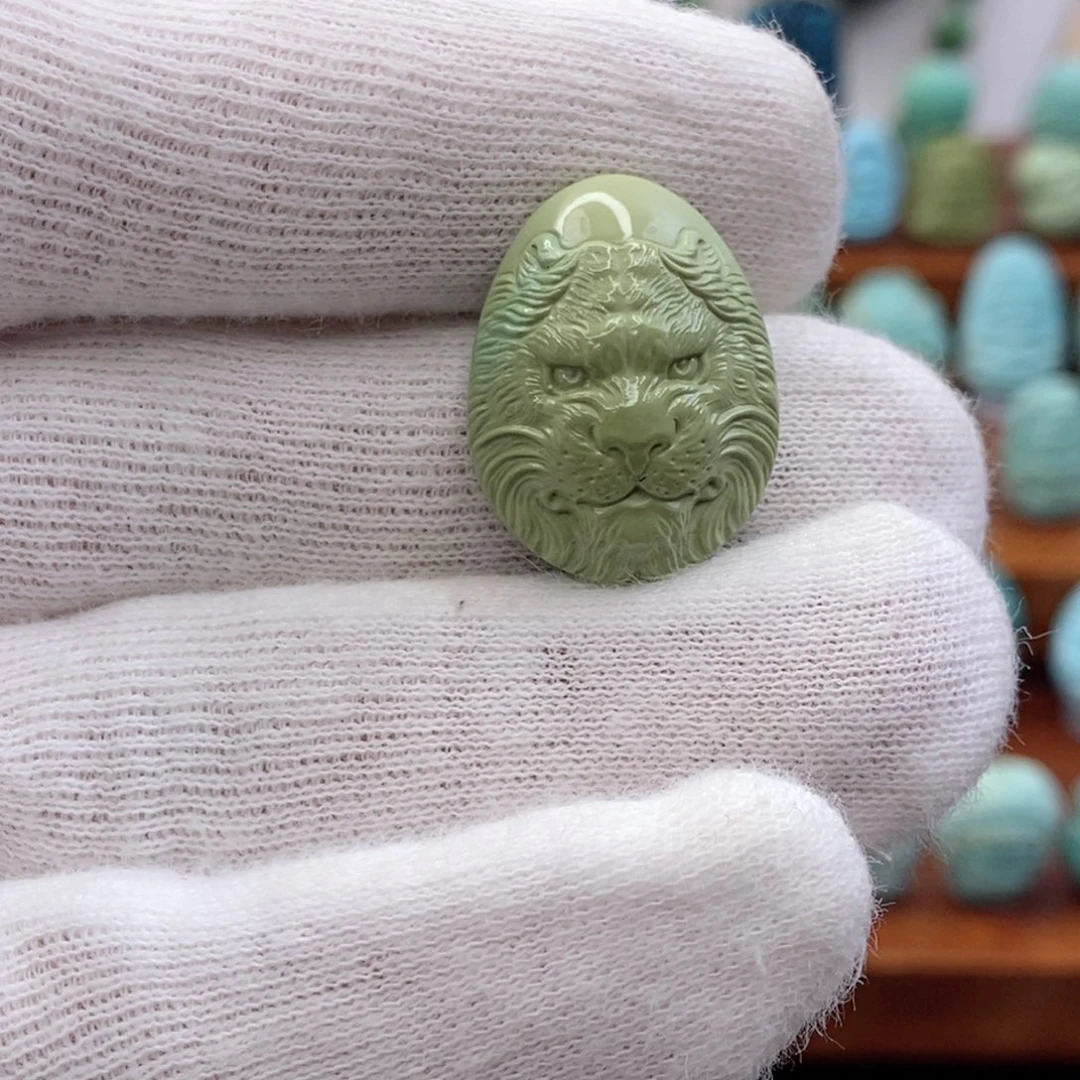 未镶嵌绿松石珠宝奇石