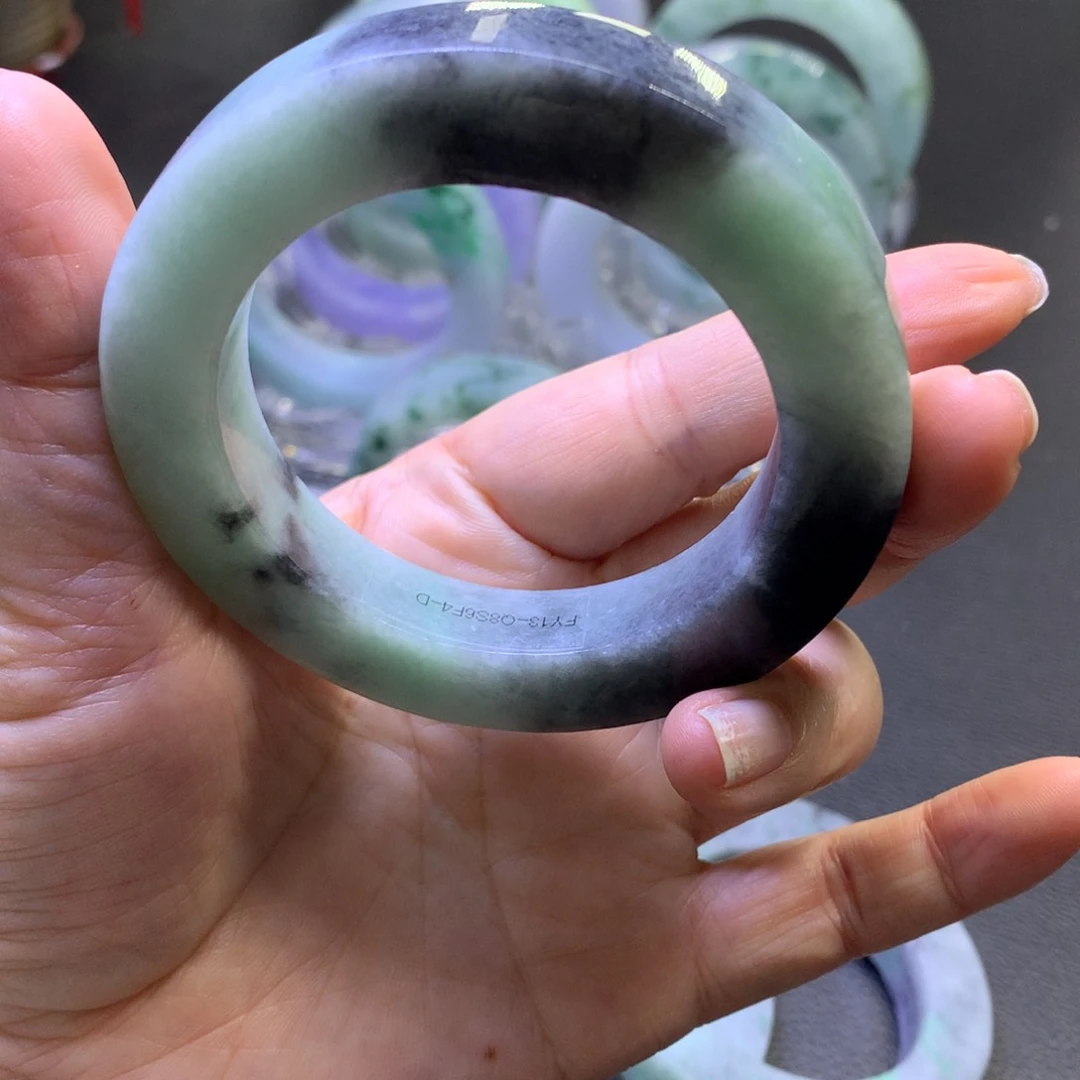 未镶嵌翡翠定制翡翠