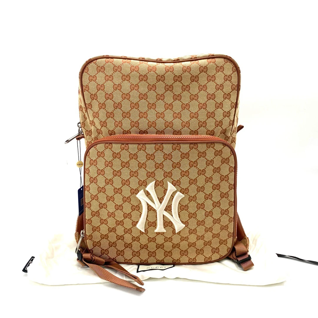99新 GUCCI/古驰 MLB联名款帆布双肩包 尺寸28/39经典奢侈棕色