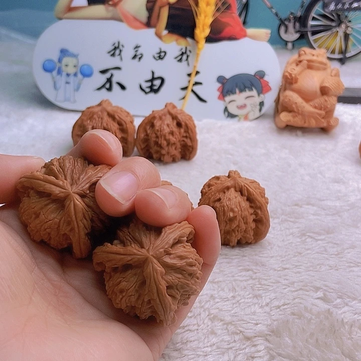 吊坠文玩核桃召*师三棱