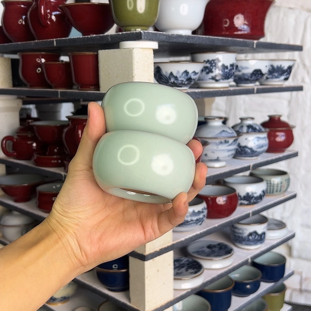 伴***雨天青开片佛手杯杯