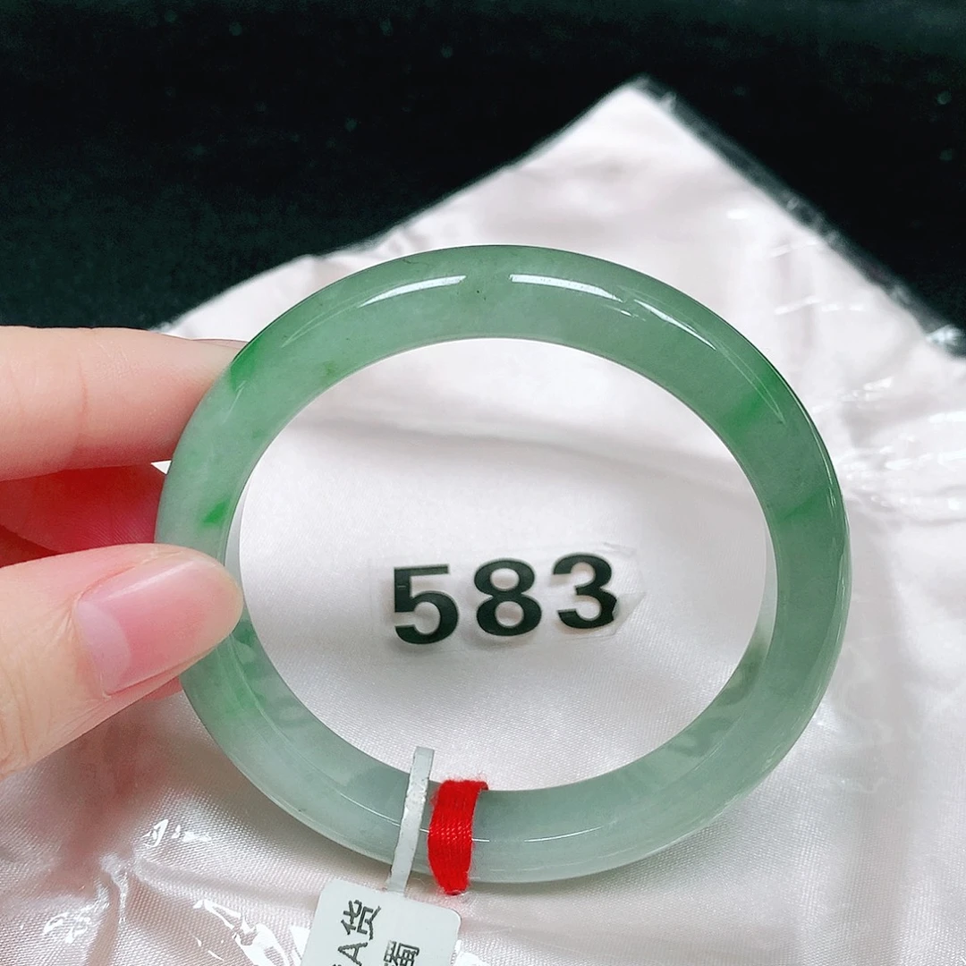 翡翠未镶嵌手镯翡翠手镯未镶嵌