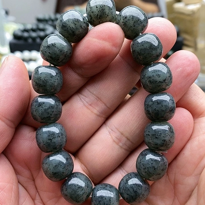 【闪购商品】未镶嵌手链和田玉14青花