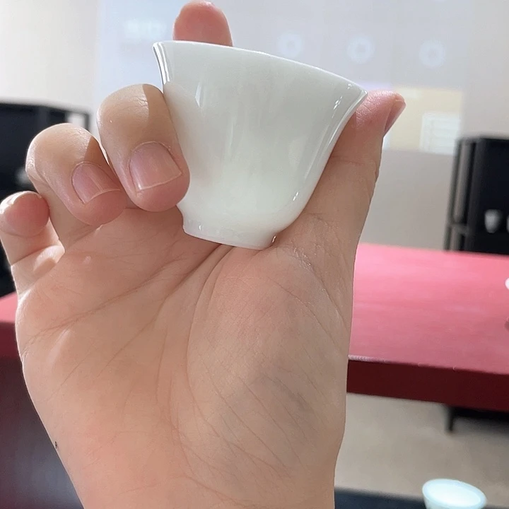 瓷片这种行为让路我觉得真的还是