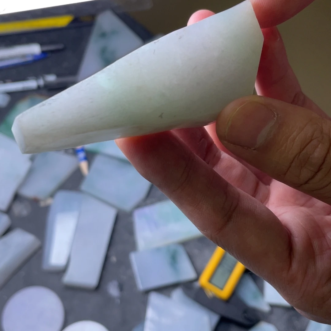 未镶嵌定制翡翠