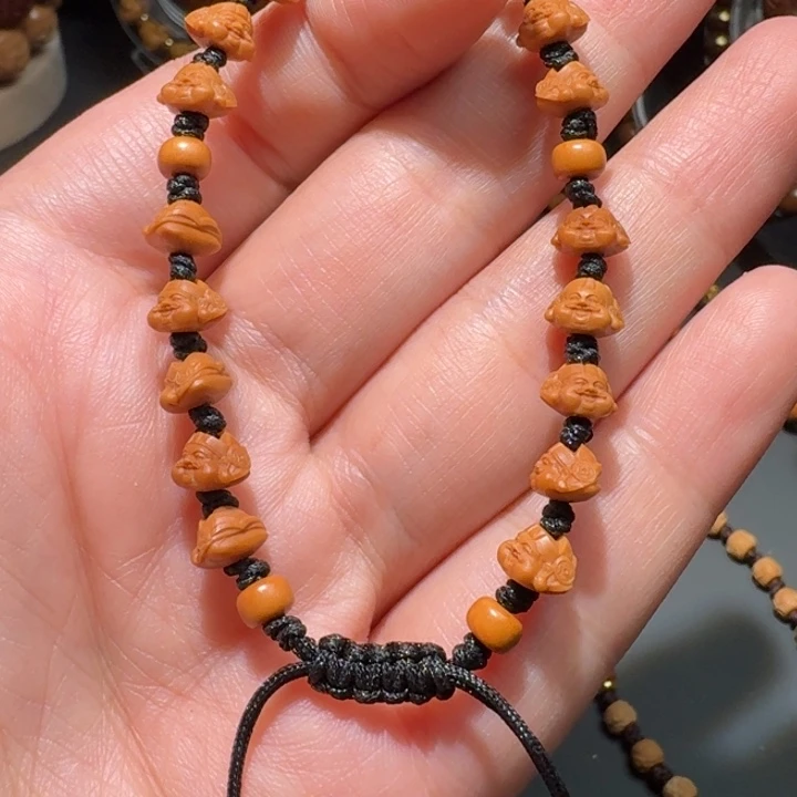 橄榄核手串乐**核尖财神