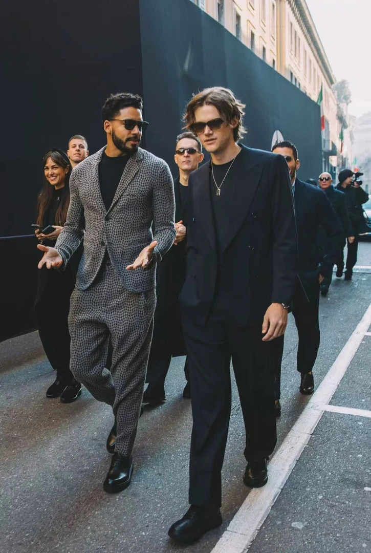 GH-A748-新款时尚简约百搭卫衣