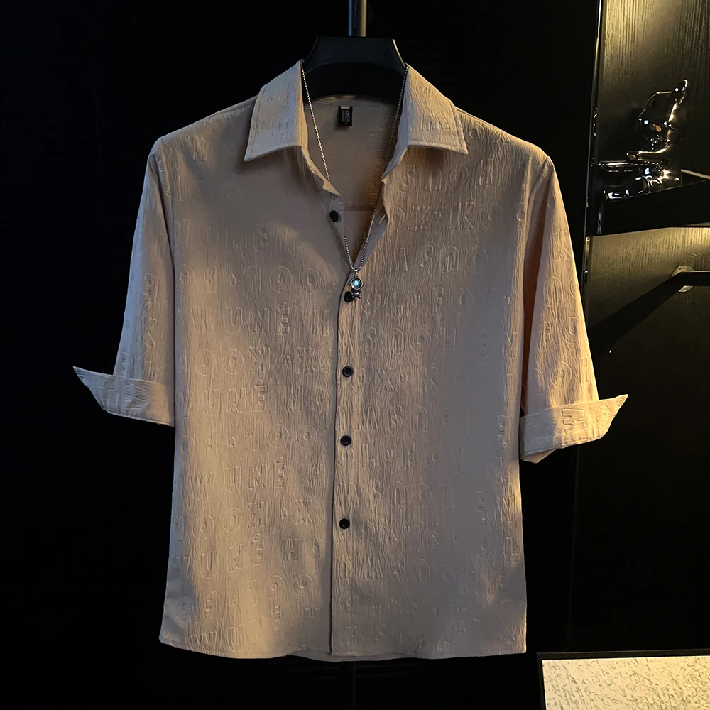 潮牌痞帅修身短袖衬衫男夏季薄款立体压花五分袖寸衫休闲半袖