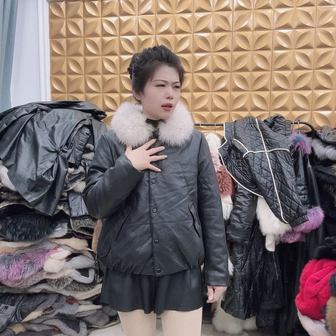 皮衣外套搭配黑色