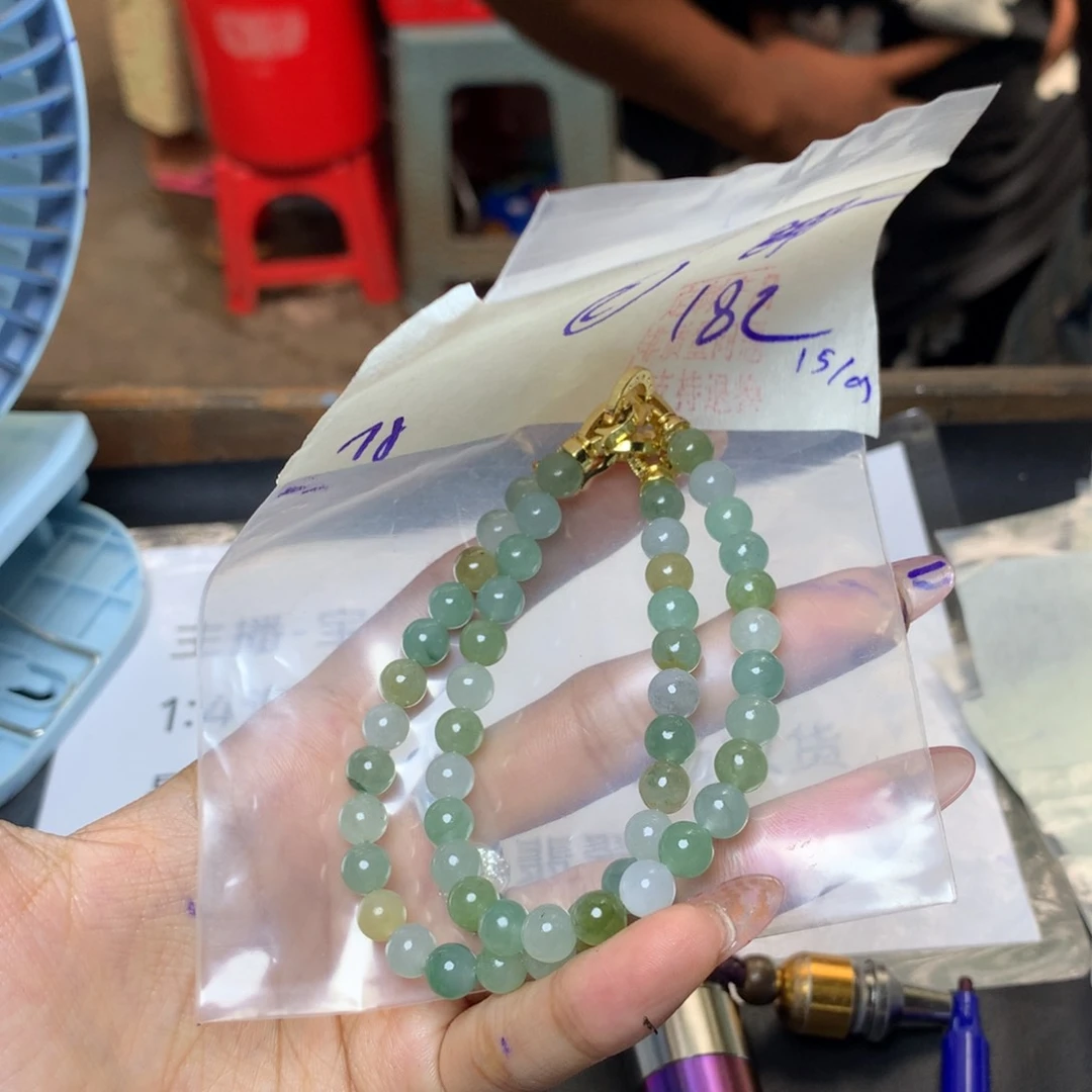 未镶嵌定制翡翠天然缅甸翡翠