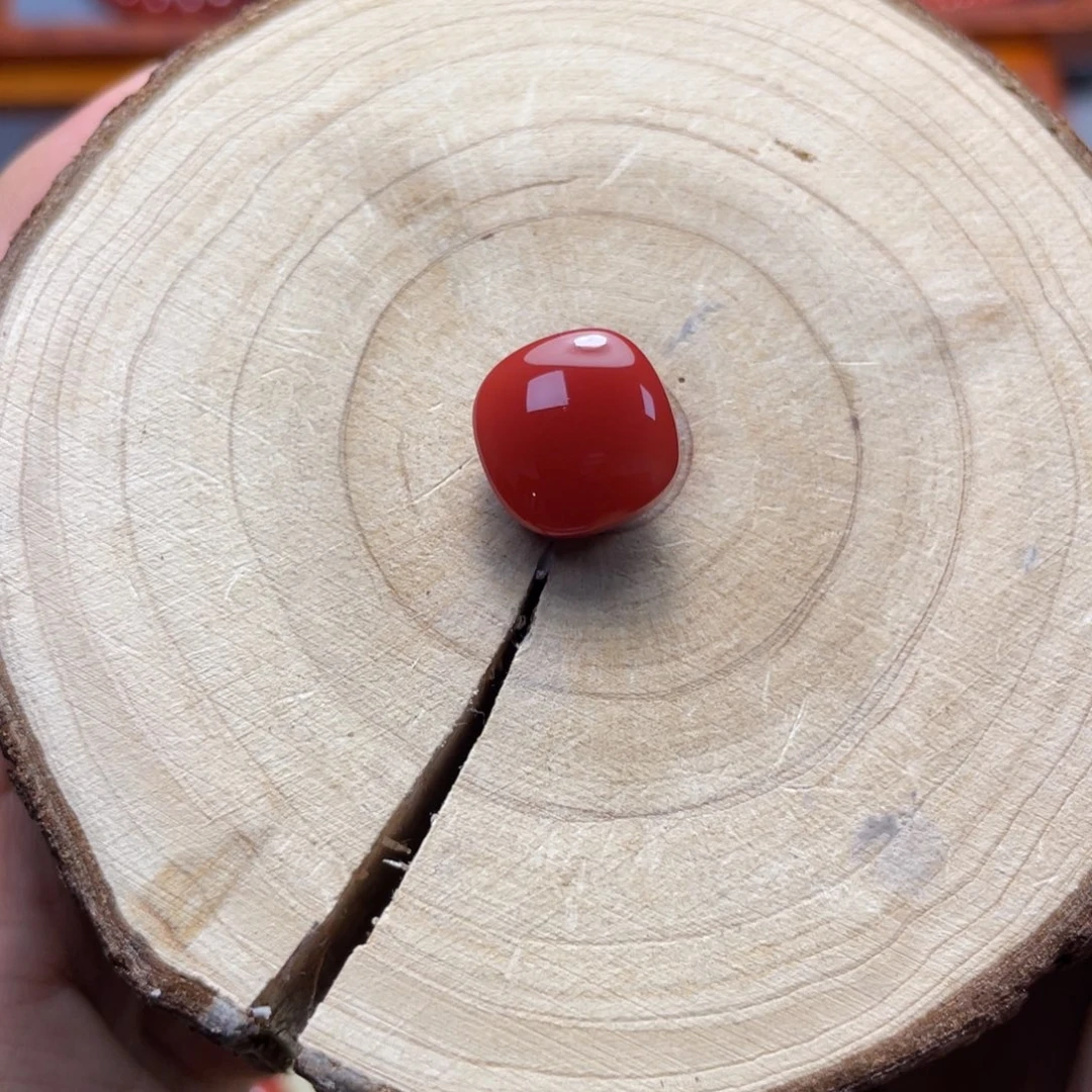 ****翎南红玛瑙未镶嵌12.6*5.8mm锦红