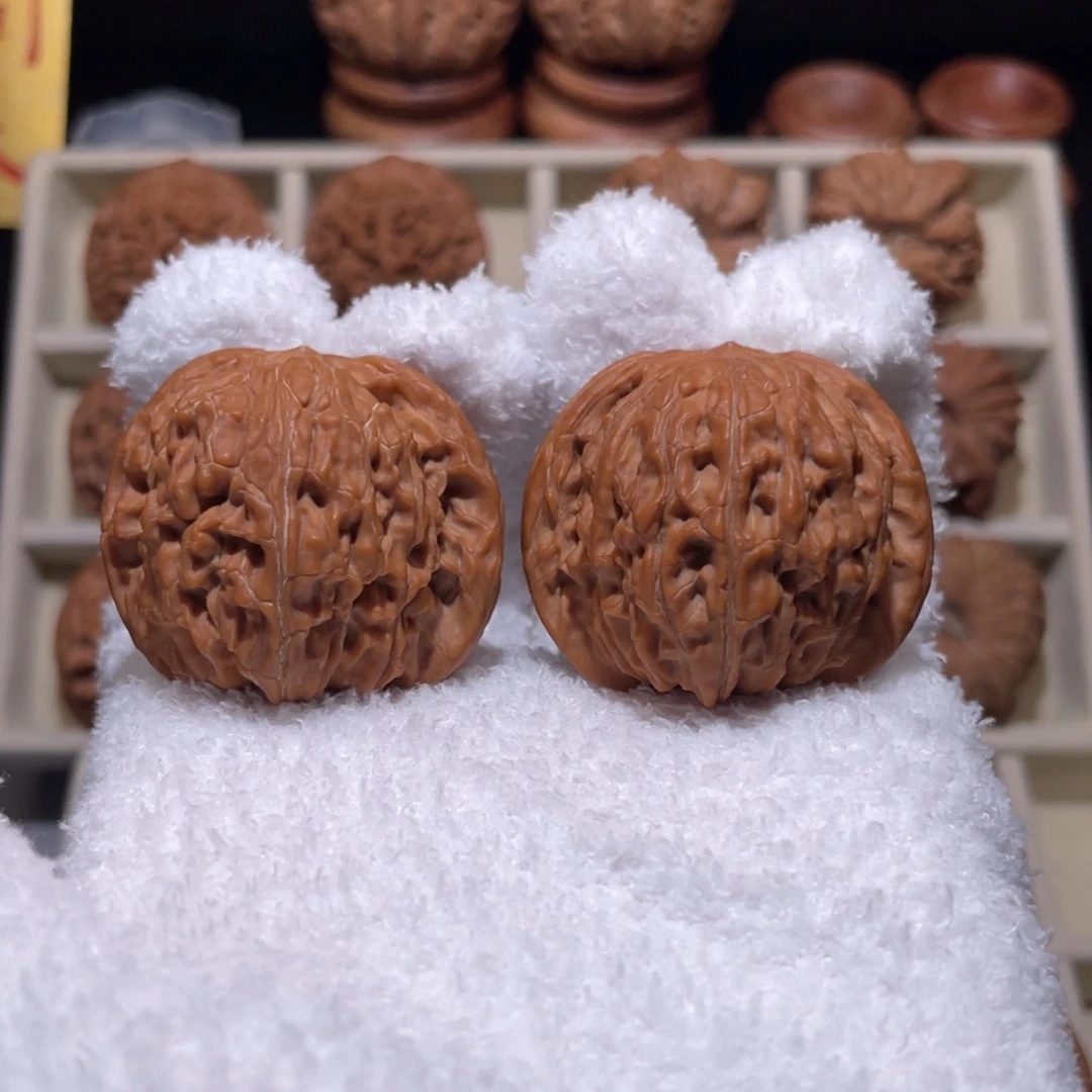 查***人吊坠文玩核桃全品磨盘山地球磨正正正