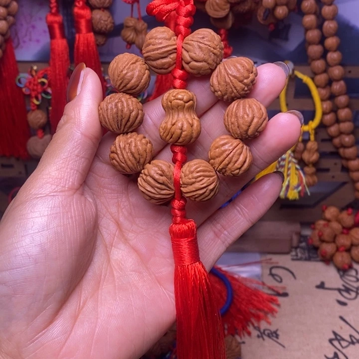 桃核吊坠龙纹桃枭