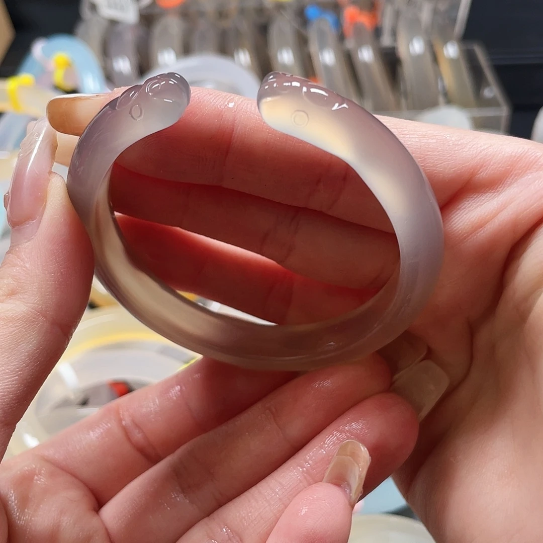 玛瑙/玉髓未镶嵌手镯