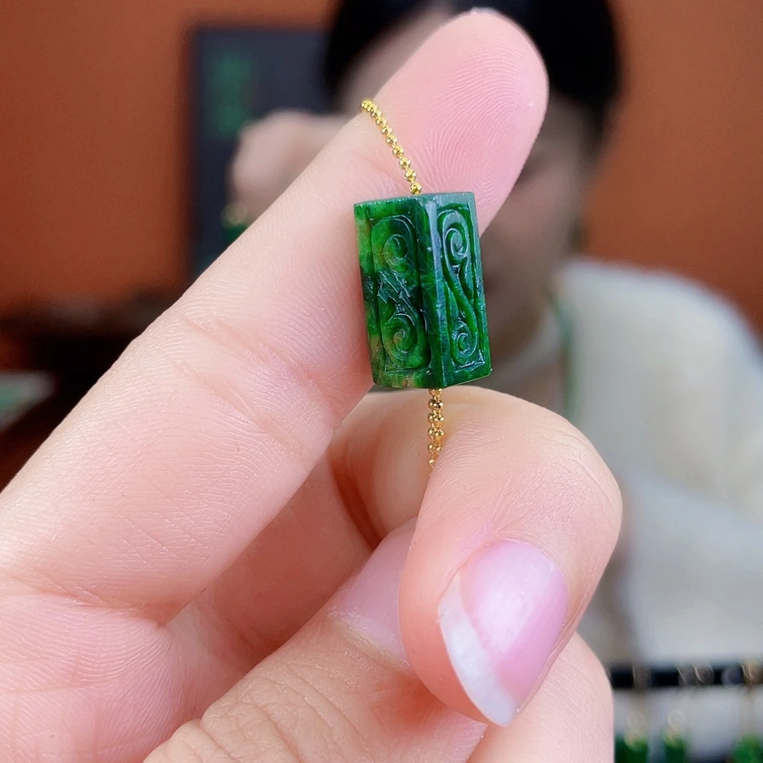 翡翠未镶嵌耳饰饰品