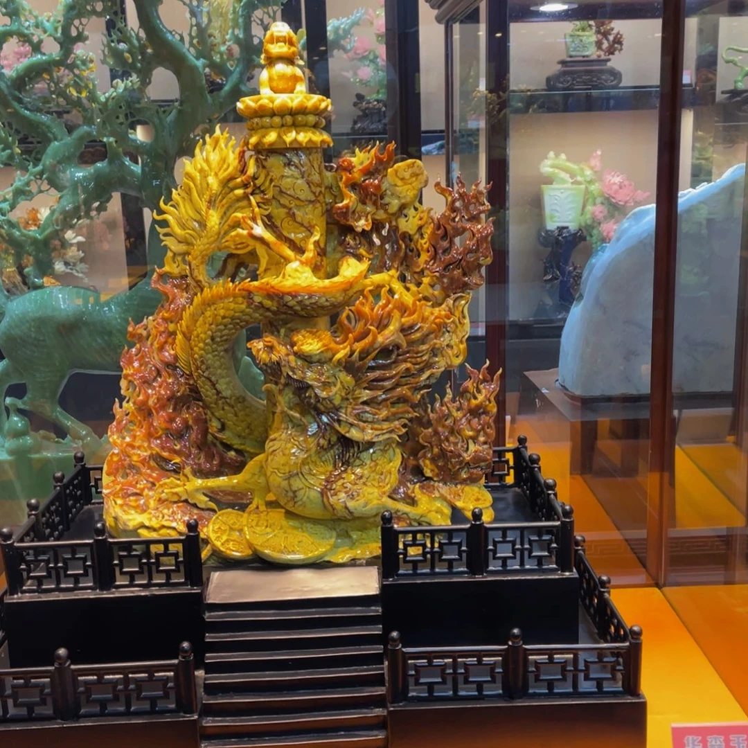 蛇纹石玉未镶嵌摆件