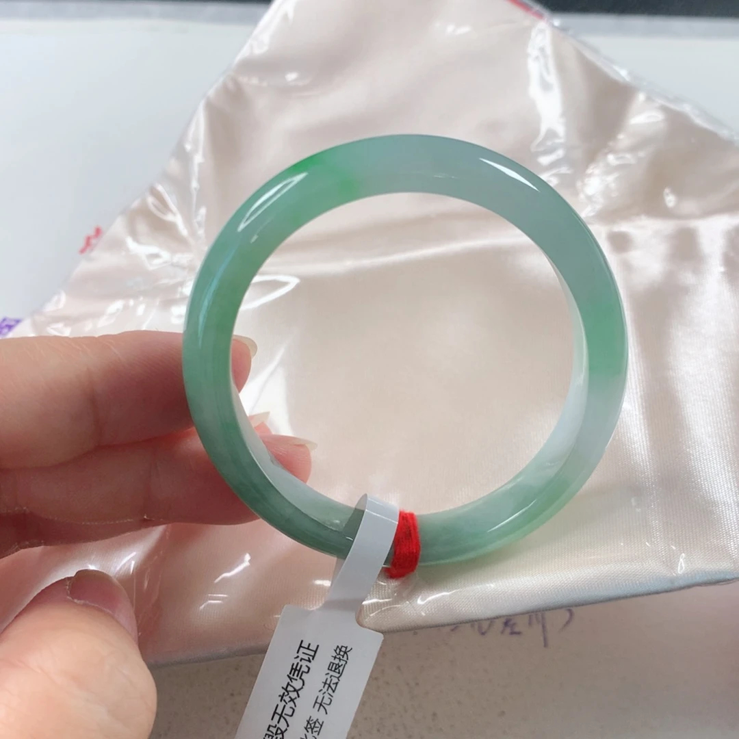 翡翠手镯（贵妃镯）未镶嵌小手福利捡漏镯❤️ ⑦②