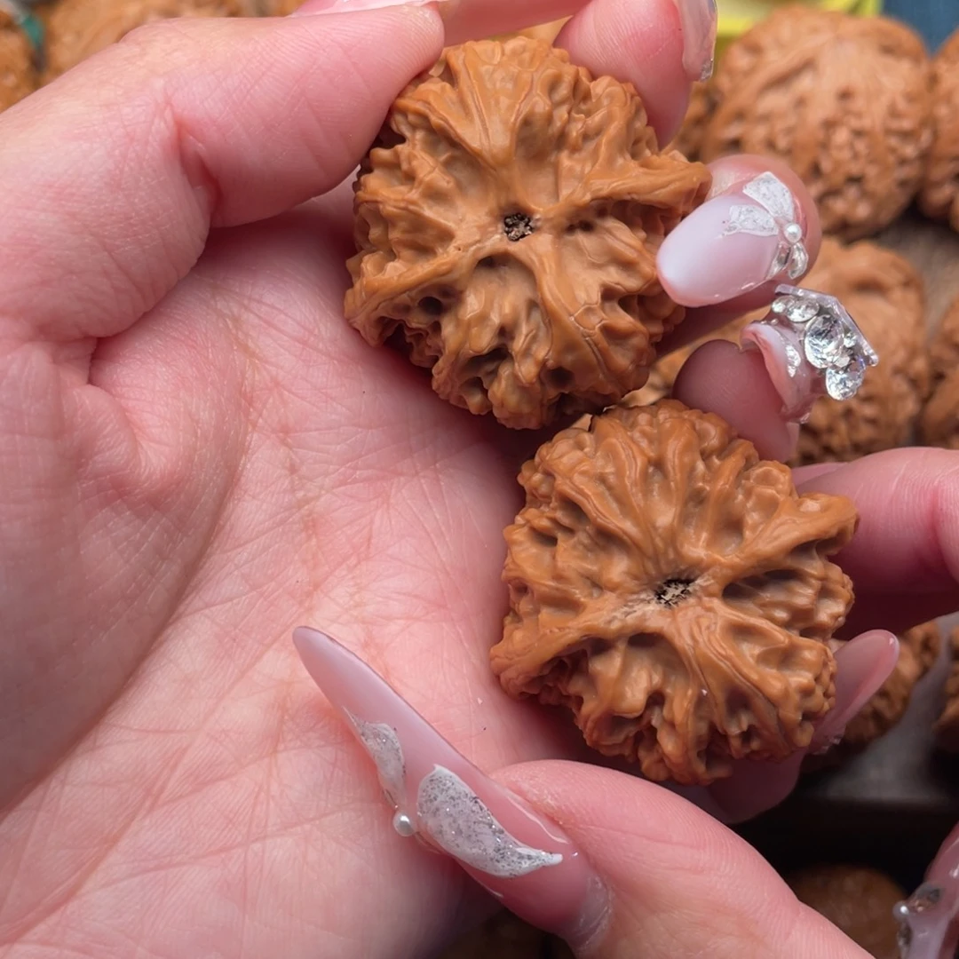 把件文玩核桃全品精配毕业满肉苹果园39，十字底