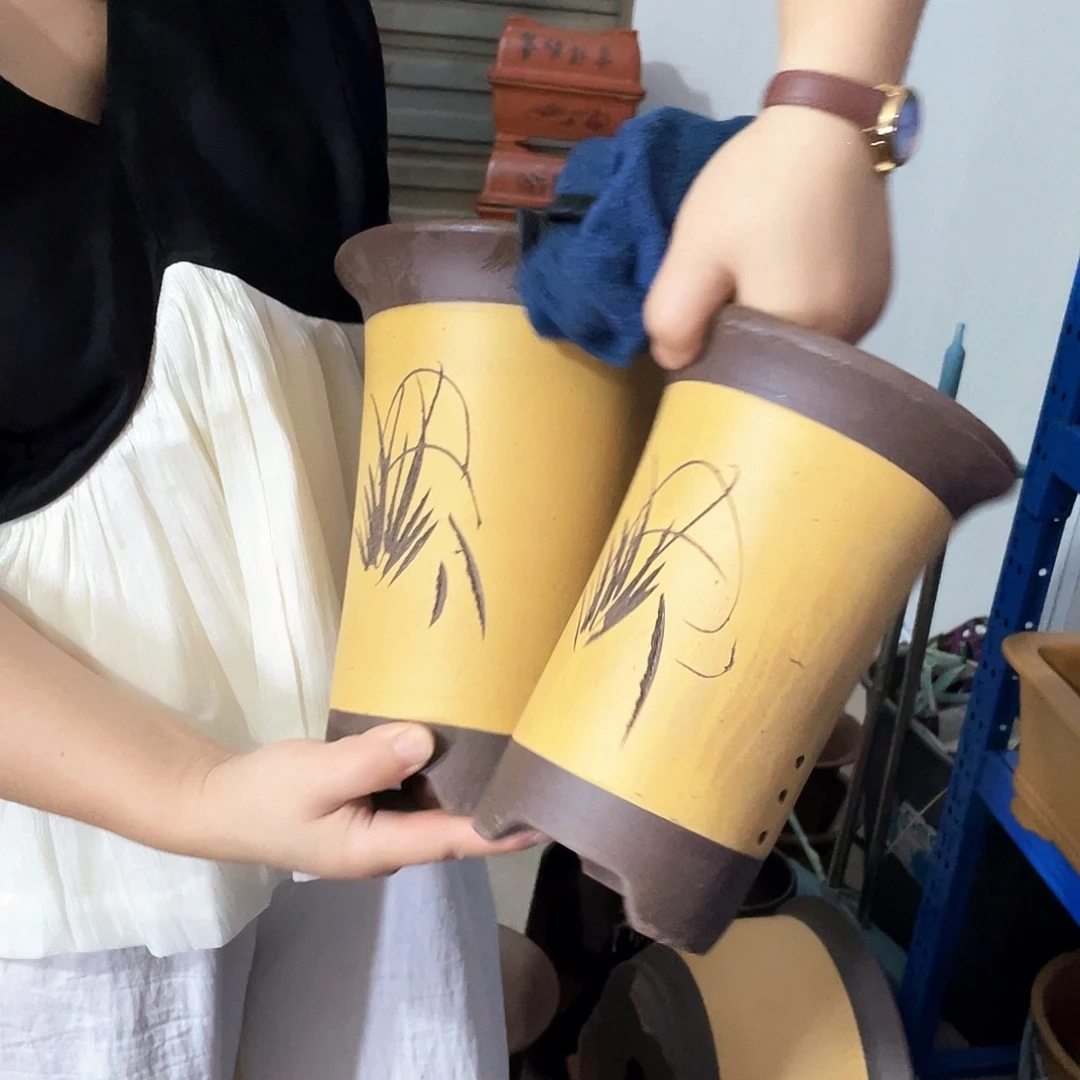 宜兴紫砂黄色兰花盆17-14