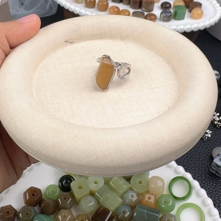 和田玉（糖玉）银S925镶嵌戒指