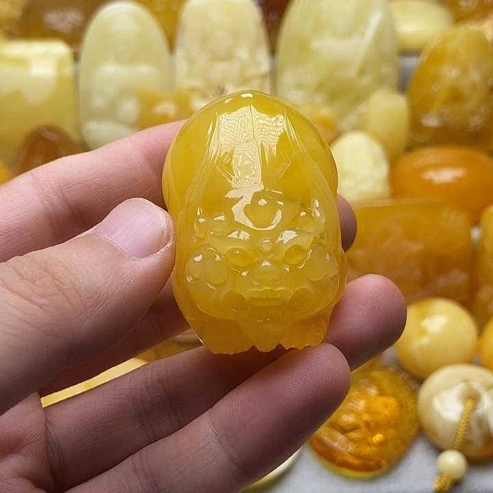 琥珀颈饰未镶嵌琥珀蜜蜡吊坠
