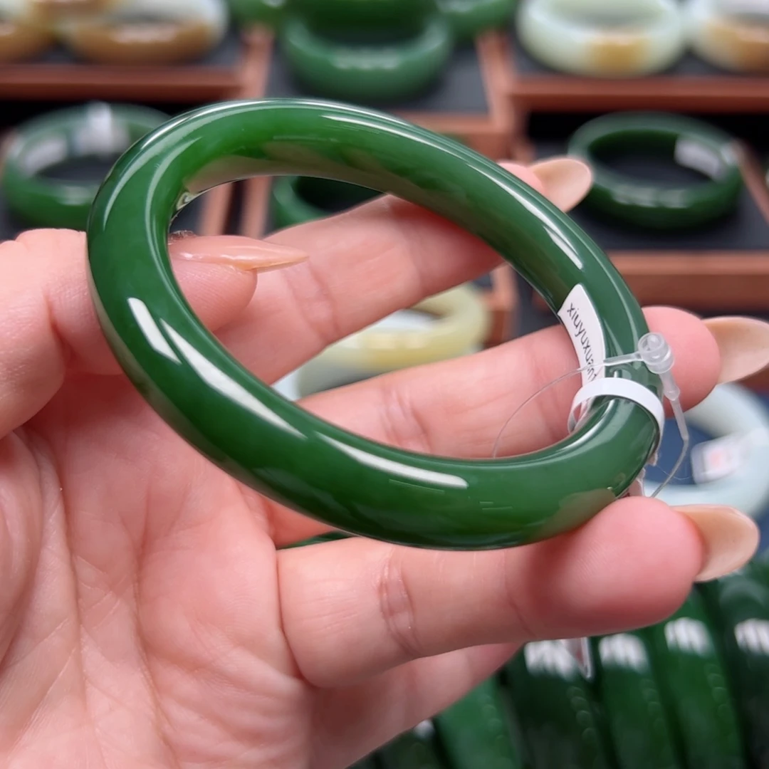 未镶嵌手镯和田玉（碧玉）565758圈口