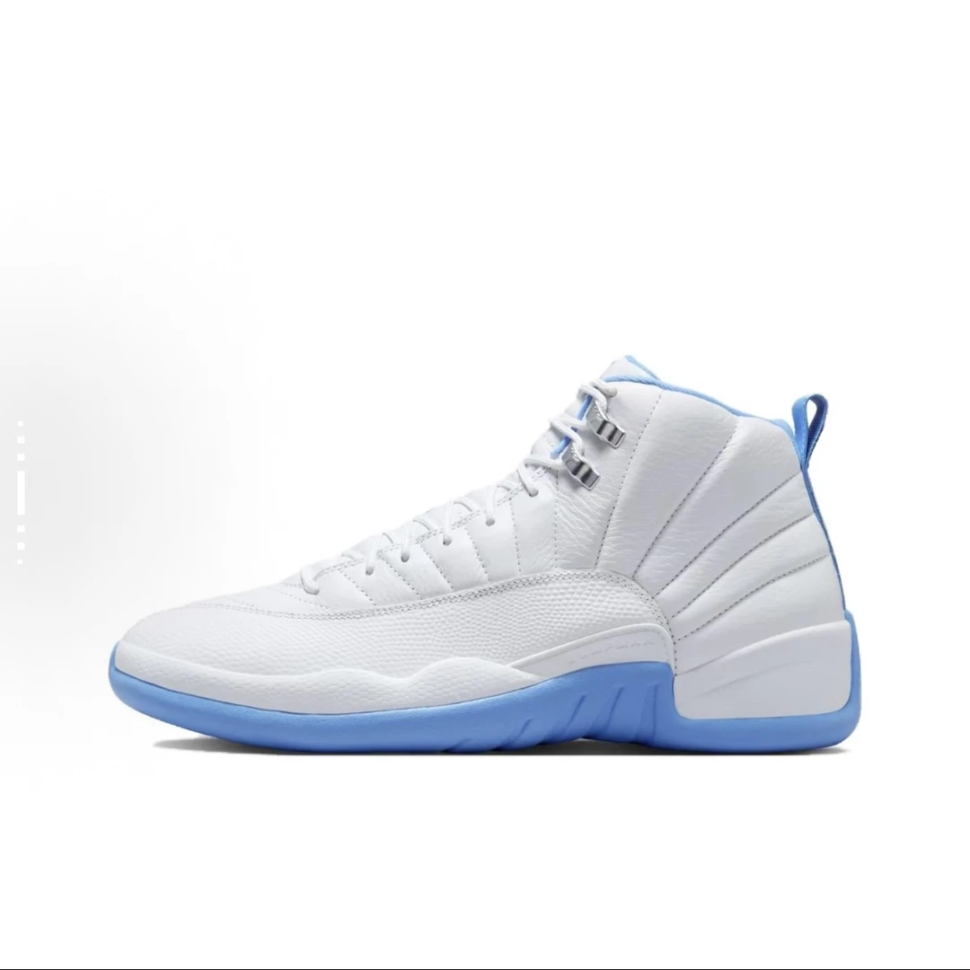 NIKE/耐克男子白色Air Jordan 12 复古篮球鞋2025年版CT8013112