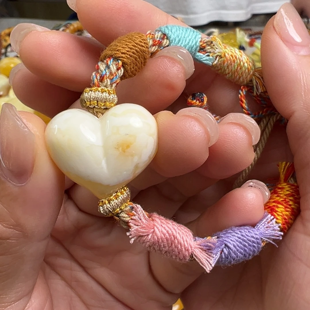 裸石蜜蜡未镶嵌蜜蜡