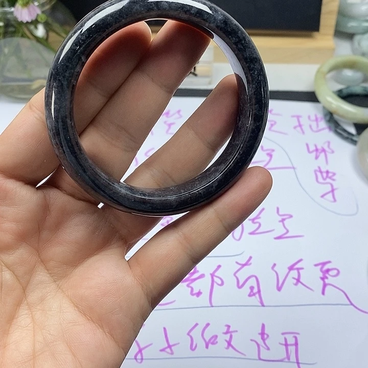 翡翠未镶嵌手镯58