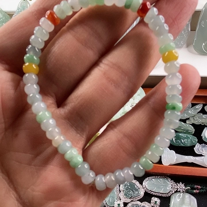 颈饰未镶嵌翡翠天然翡翠