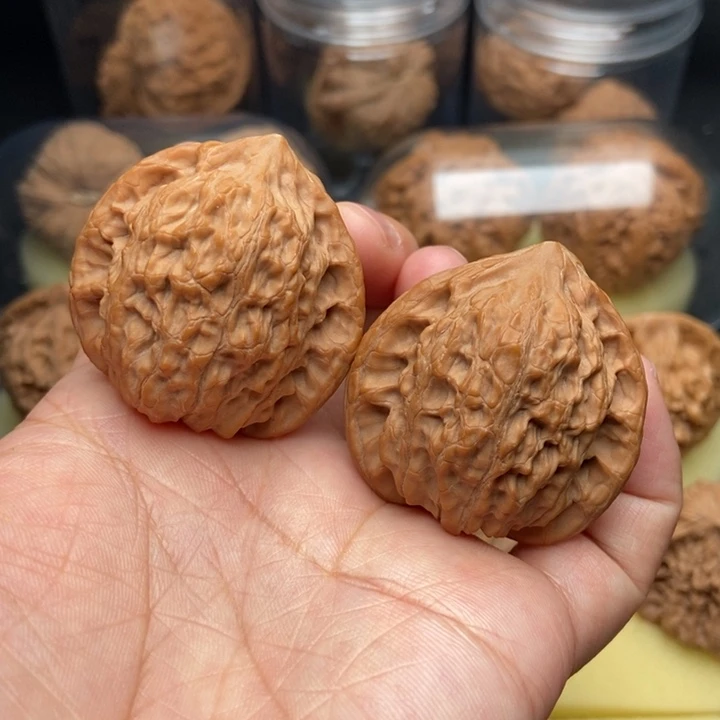 文玩核桃把件公子帽