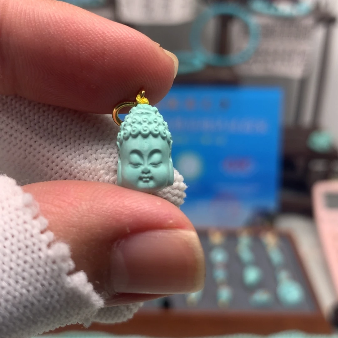 绿松石未镶嵌挂件