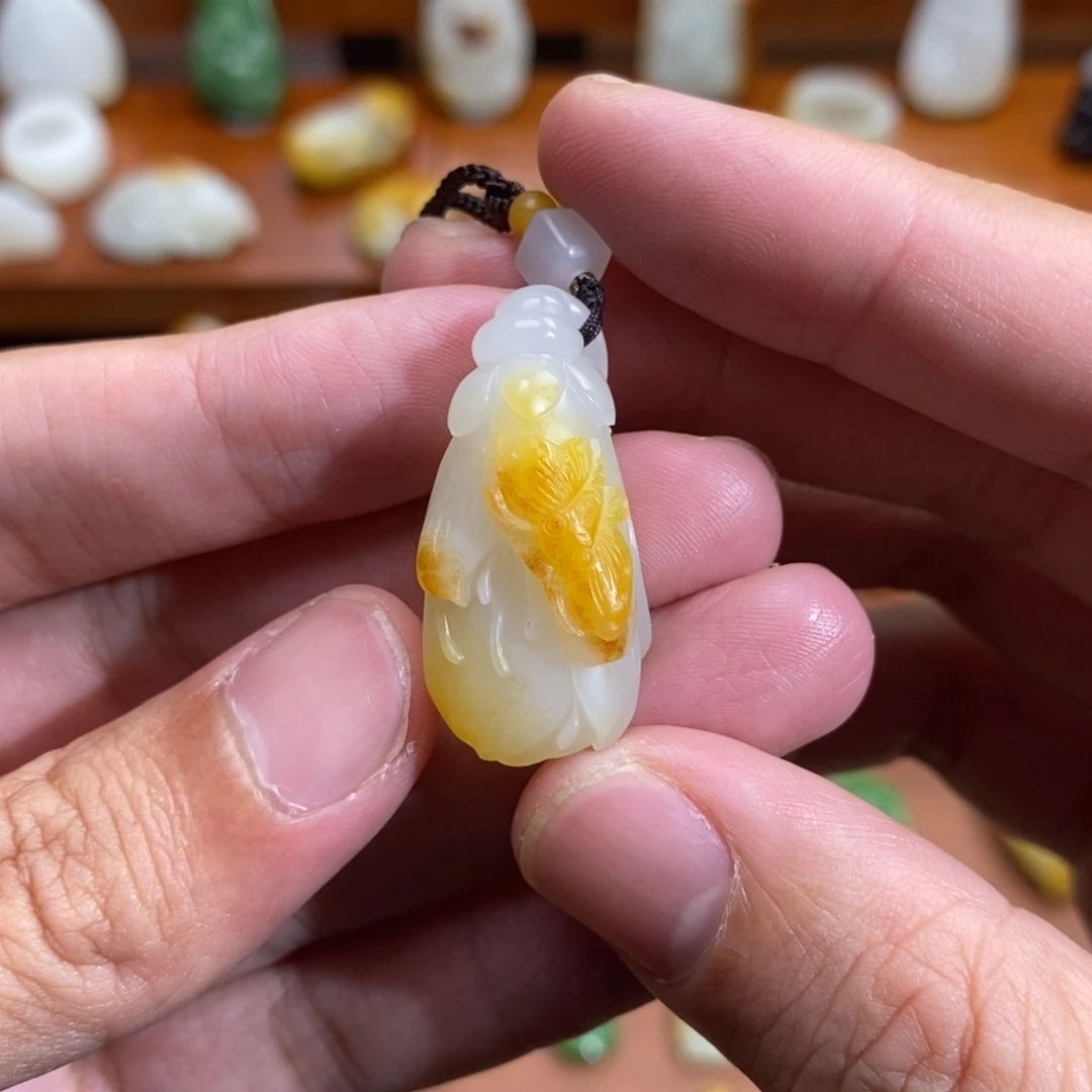 颈饰未镶嵌和田玉