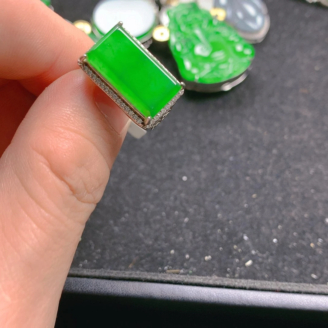 颈饰银S925镶嵌翡翠翡翠