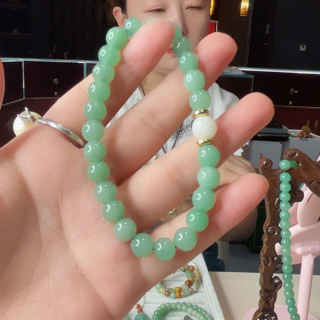 密玉（石英质玉）未镶嵌颈饰我***玲