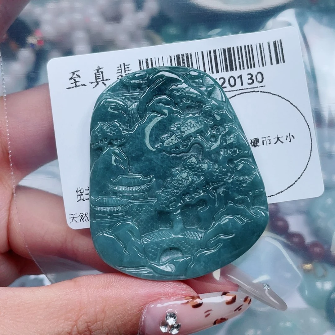 吊坠(不含链)未镶嵌翡翠