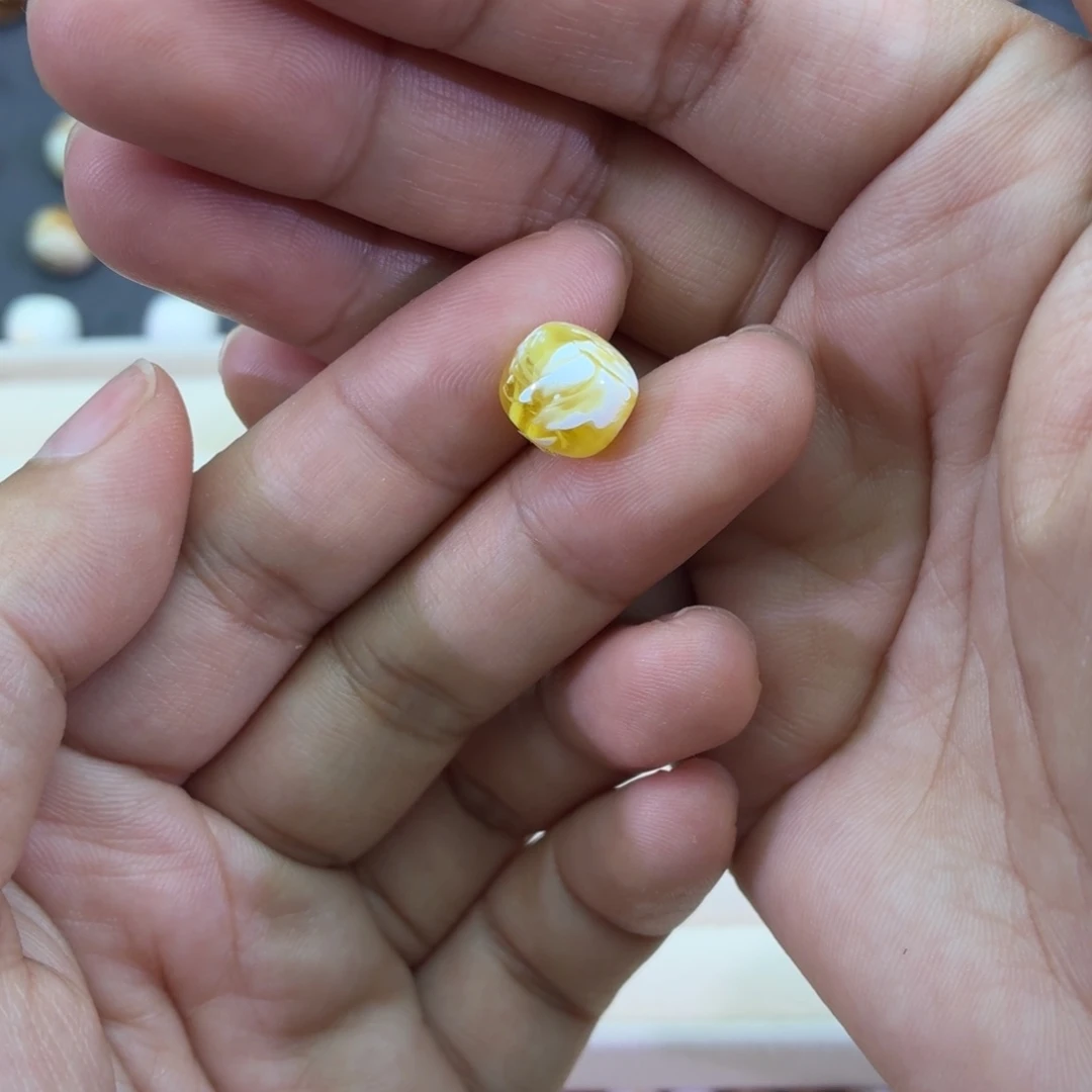 琥珀未镶嵌裸石10➕老型