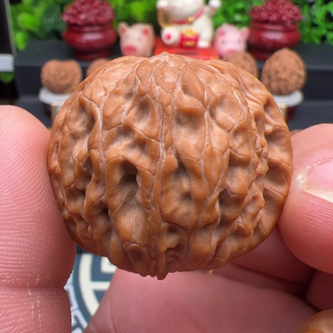 文玩核桃把件延庆山地磨盘，尺寸40