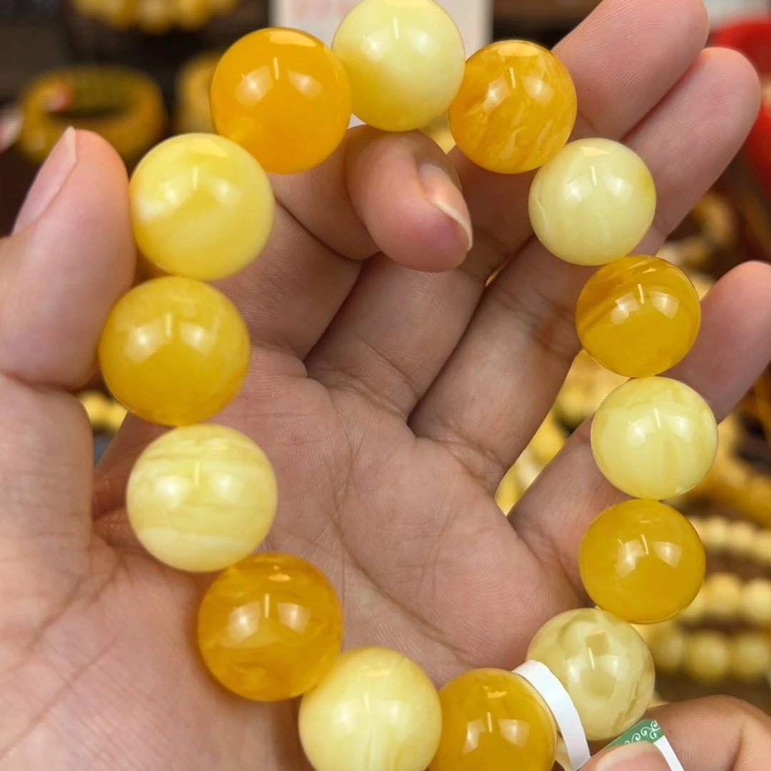 琥珀裸石未镶嵌knnbhhbbbn