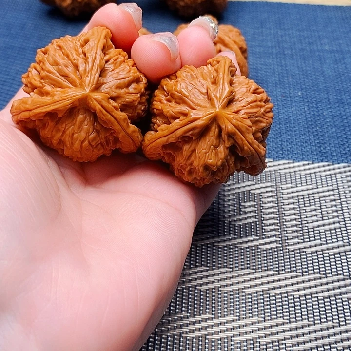 4***_吊坠文玩核桃三棱