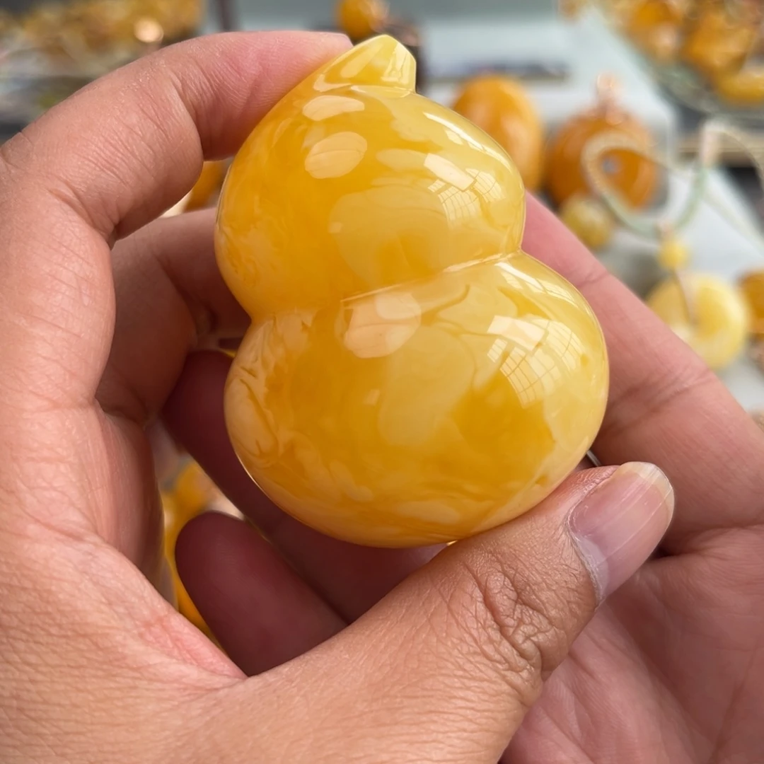 未镶嵌蜜蜡珠宝奇石