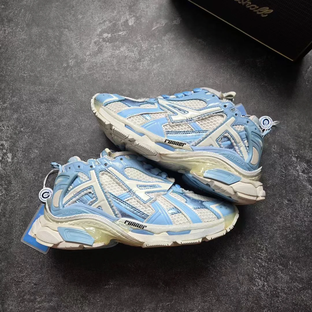 99新 Balenciaga/巴黎世家 36码 RUNNER 白蓝 鞋