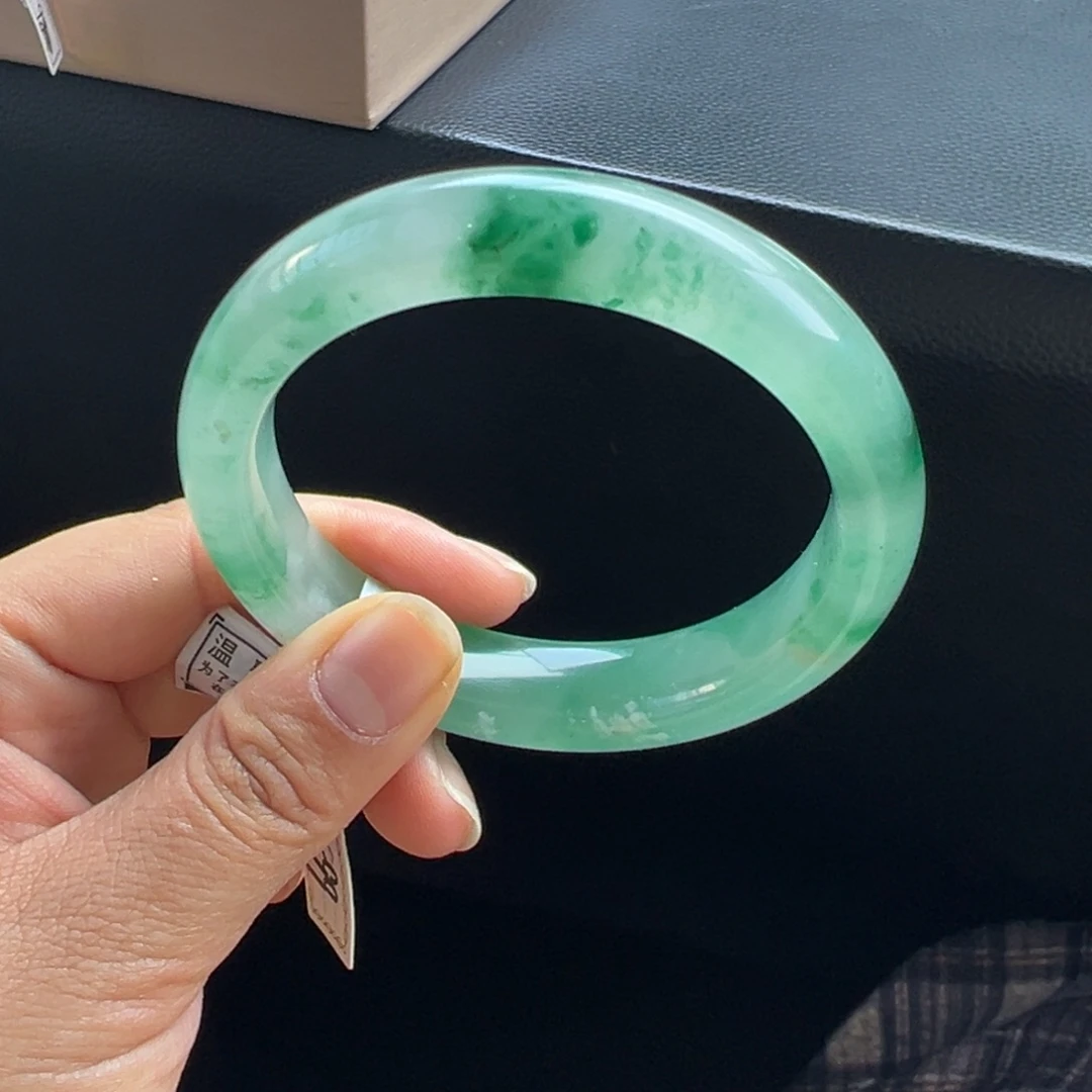 石英质玉未镶嵌手镯非洲翠5859